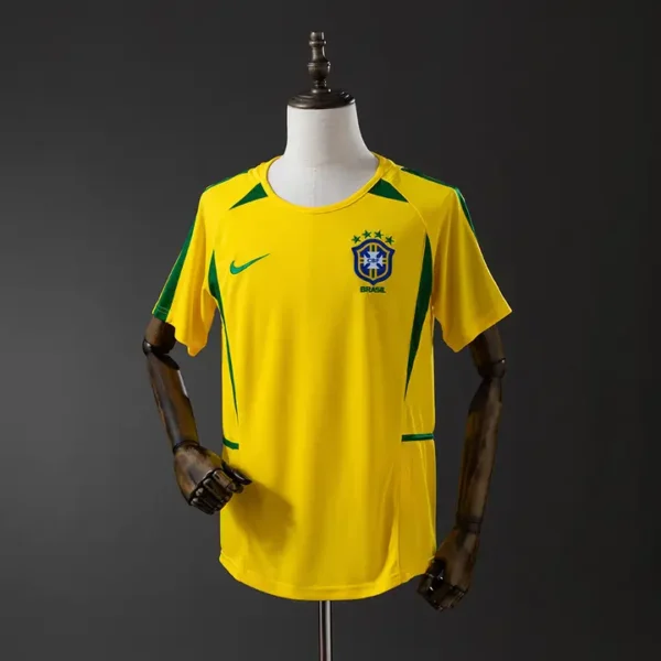 retro-sel-conmebol-brasil-brasil-local-2002_0.webp Brasil Local 2002 - Versión Retro