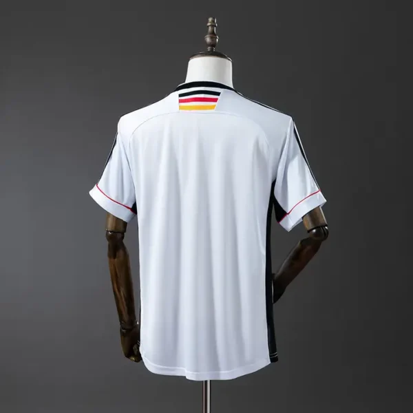 retro-sel-uefa-alemania-alemania-local-1998_1.webp Alemania Local 1998 - Versión Retro