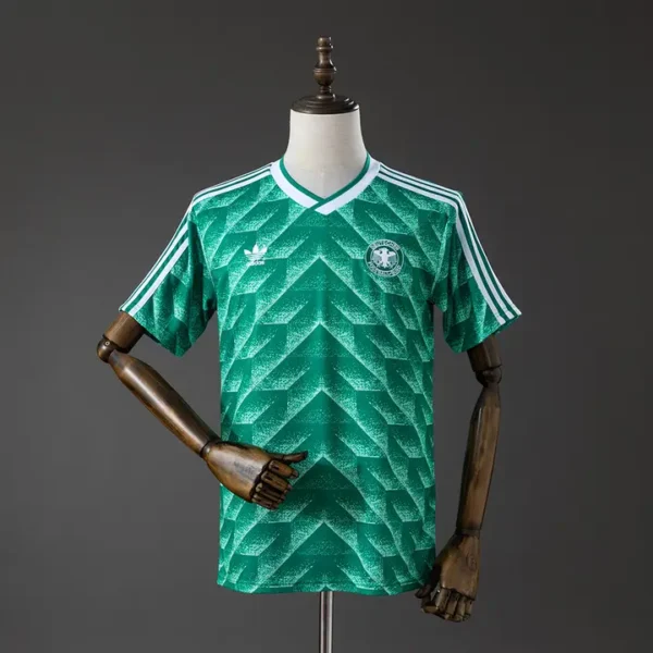Alemania Visitante 1990-91 - Versión Retro