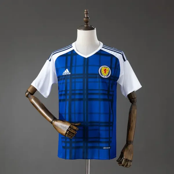 Escocia Local 2016-17 - Versión Retro