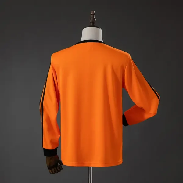 Holanda Local 1980 - Versión Retro