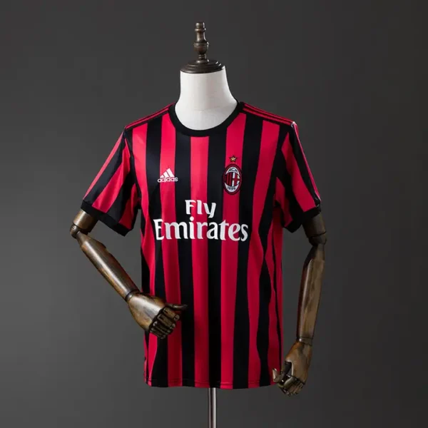 AC Milan Local 2017-18 - Versión Retro