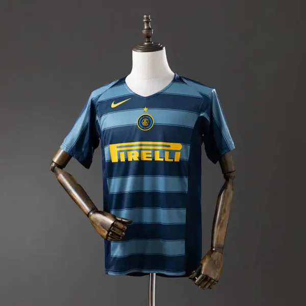 Inter Milan Alternativa 2004-05 - Versión Retro