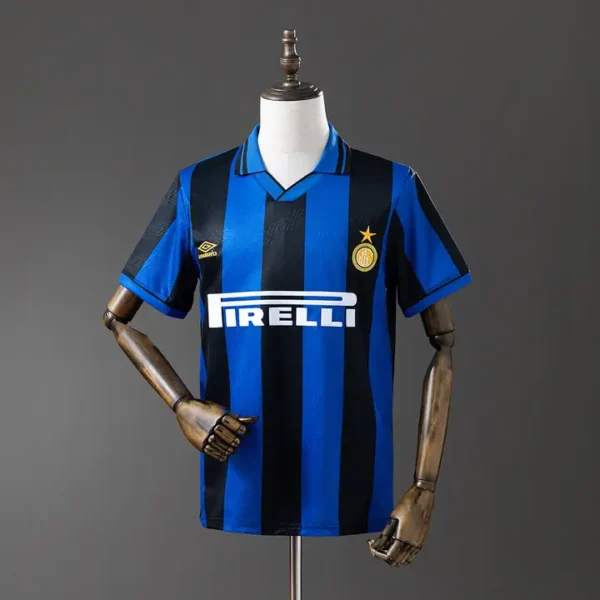 Inter Milan Local 1995-96 - Versión Retro
