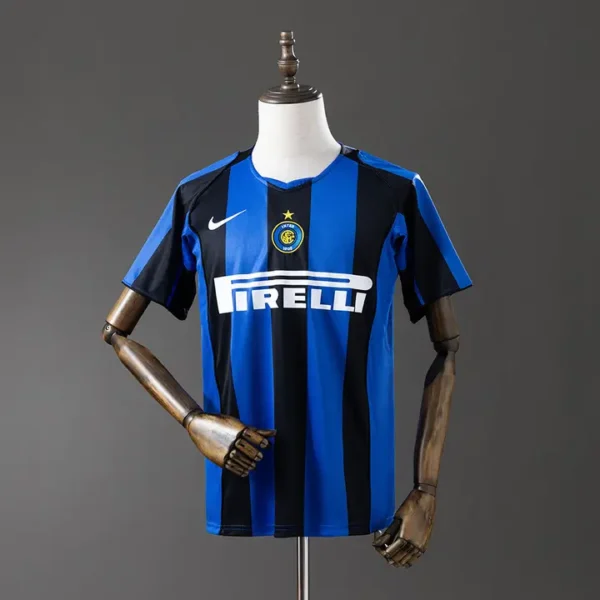 Inter Milan Local 2004-05 - Versión Retro