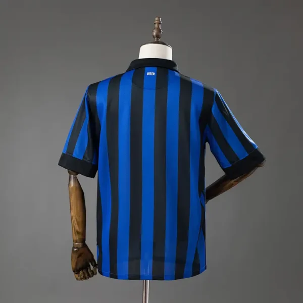 Inter Milan Local 2011-12 - Versión Retro