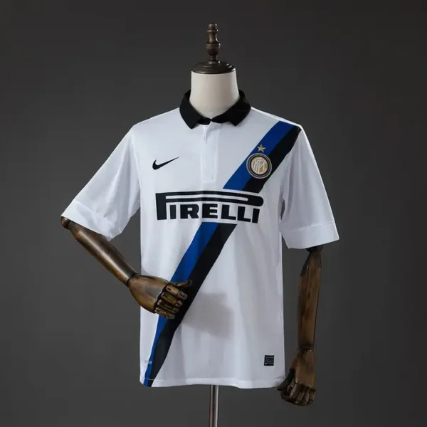 Inter Milan Visitante 2011-12 - Versión Retro